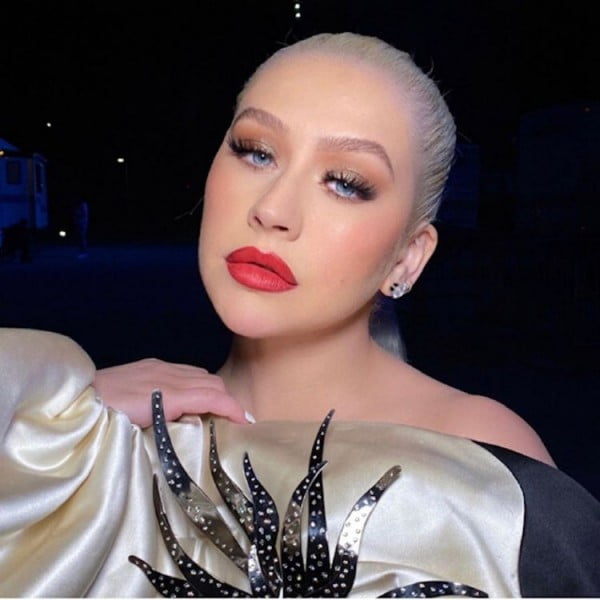 Enhancing the undeniable beauty of Christina Aguilera with the EyebrowQueen BrowPro